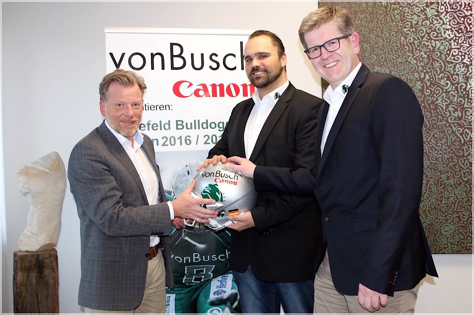 Alter und neuer Sponsor der Bulldogs