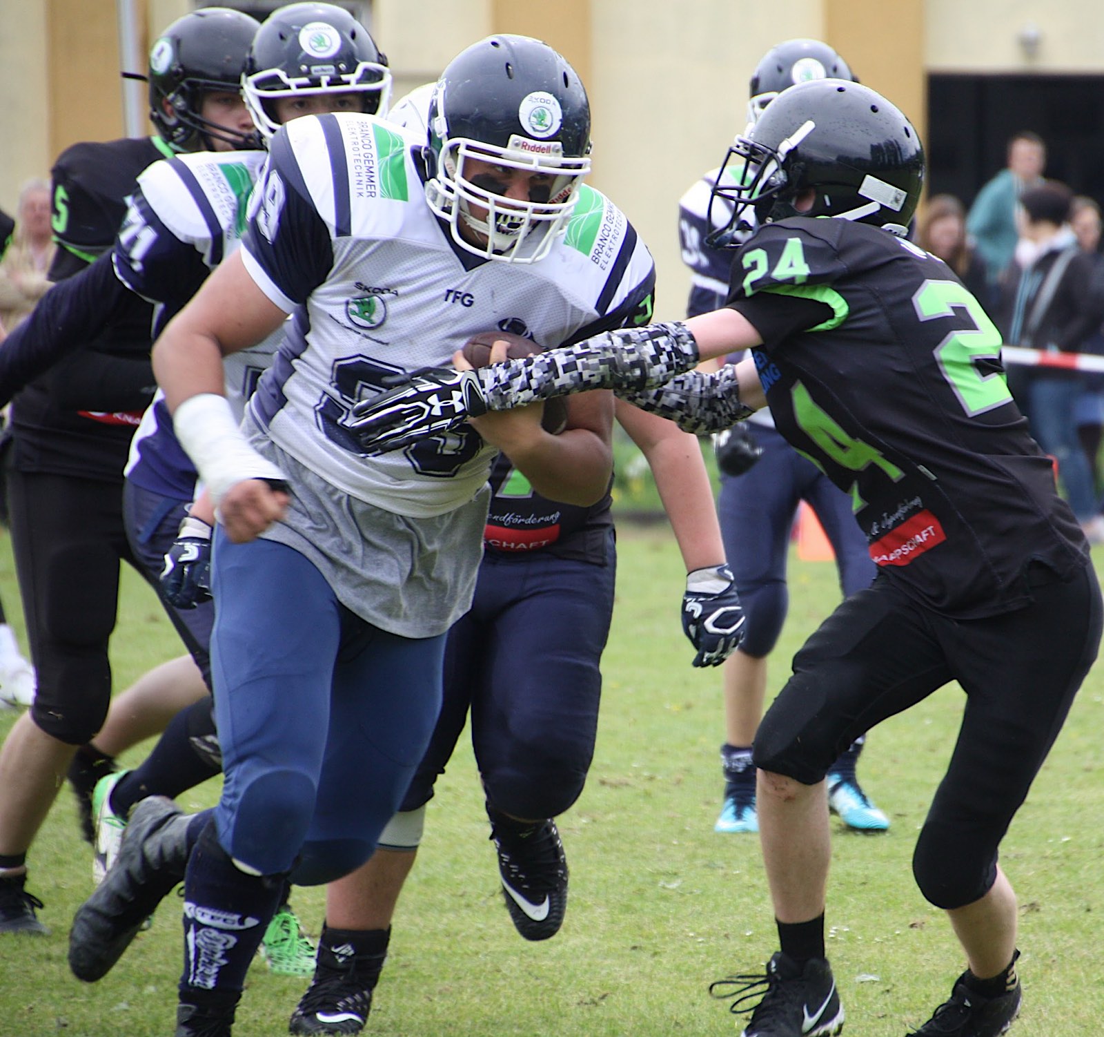 U16 Typhoons Kicker Maximilian Janssen auf dem Weg zur erfolgreichen Two Point Conversion 1