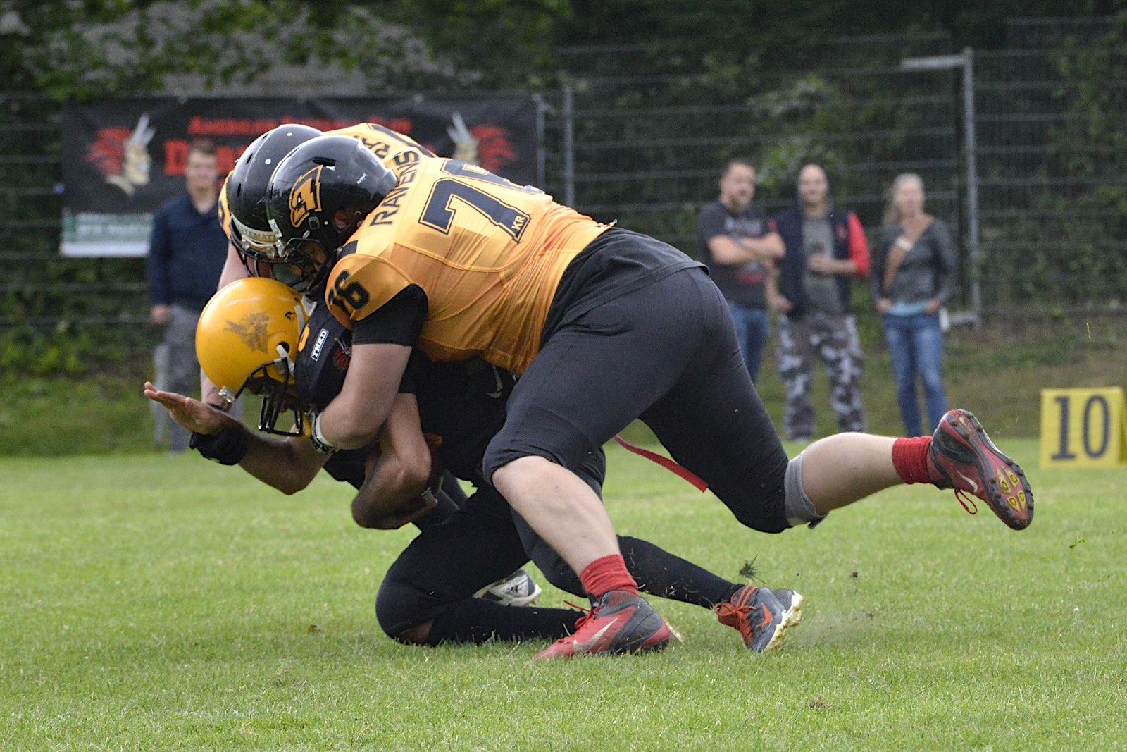 Ravens gegen Demons 2