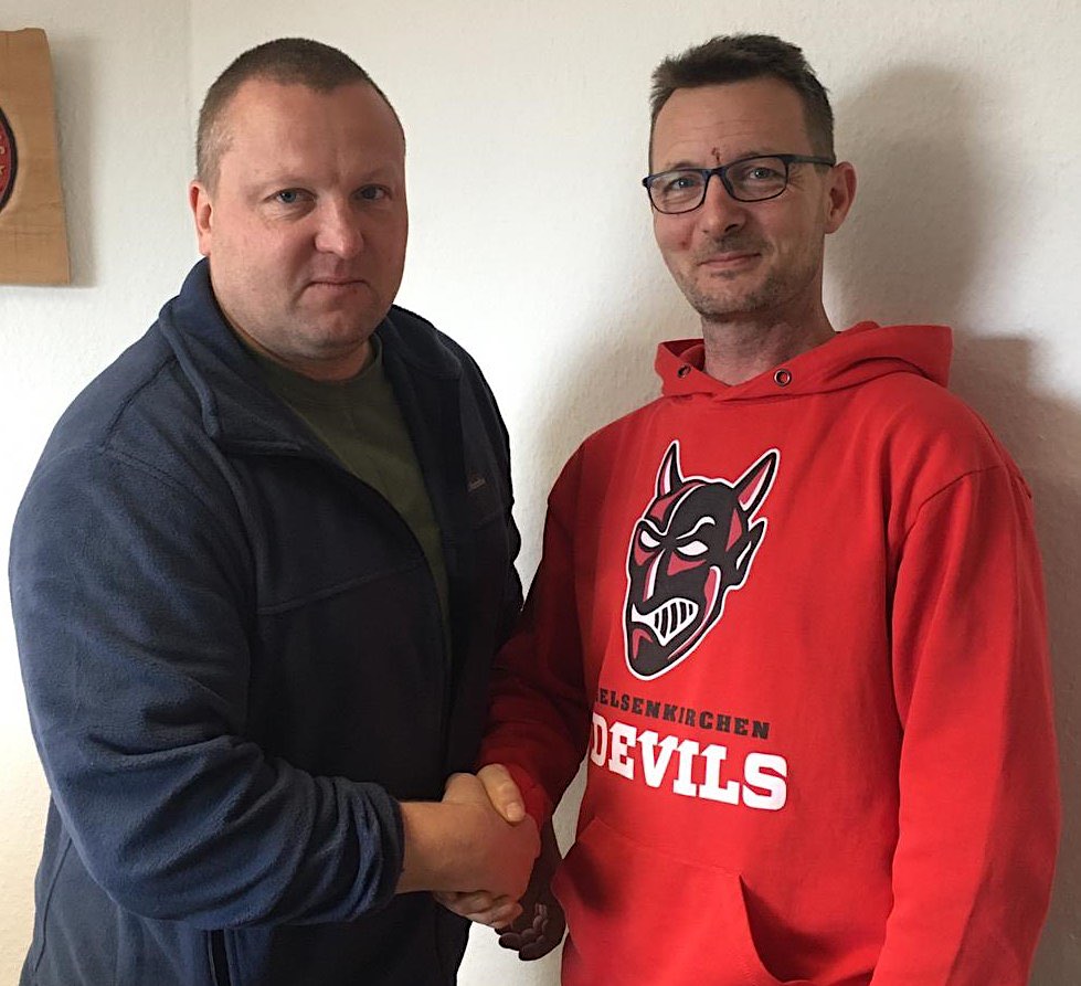 Heiko Czarnotta (links) wird neuer Head Coach der Gelsenkirchen Devils. Hier mit dem 1 Vorstand  Sven Kicza (rechts) / Foto: ©Gelsenkirchen Devils