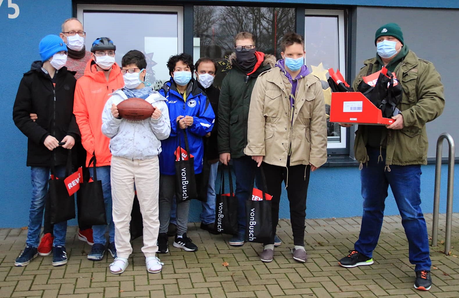 Weihnachtsüberraschung der Bielefeld Bulldogs (Foto: Zarnke)