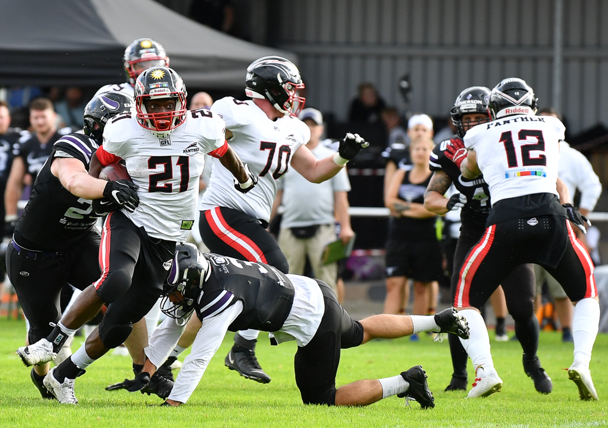 Eine Woche nach 45:29-Auswärtserfolg soll gegen die Longhorns der Heimsieg folgen (Foto: Düsseldorf  Panther / Birgit Häfner)