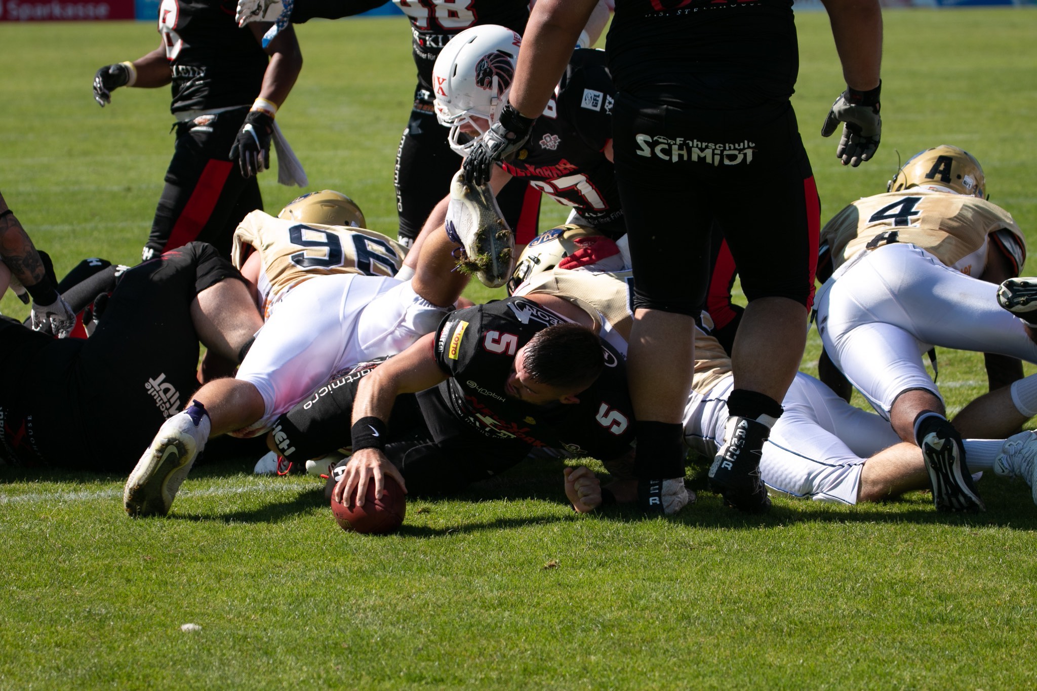 QB 5 J. Kennedy scorte zweimal (Foto: Fabian Uebe)