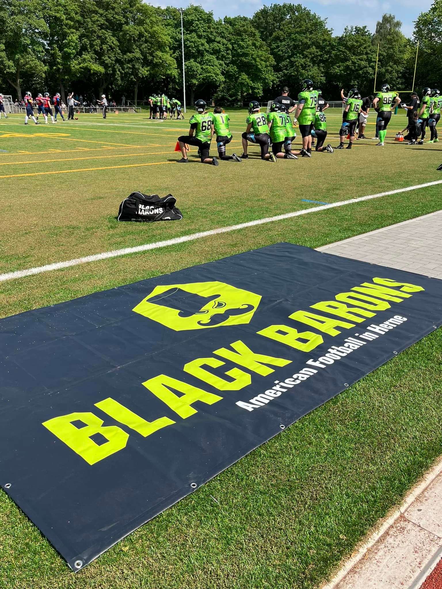 Das erste Derby gegen die Recklinghausen Chargers ging für die Black Barons leider mit 0:14 (0:0/0:0/0:6/0:8) verloren (Foto: Herne Black Barons)