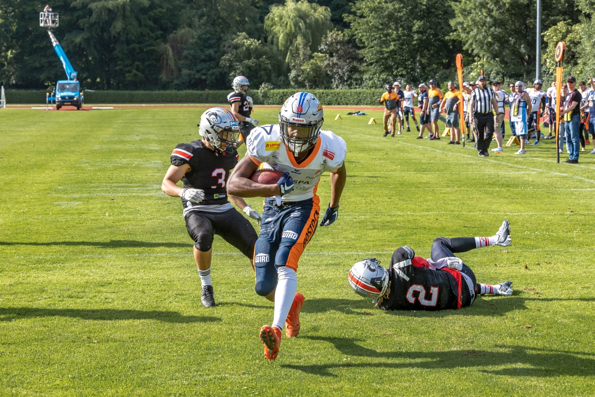 Griffins mit erstem Saisonerfolg - Foto: Gerd Köhler