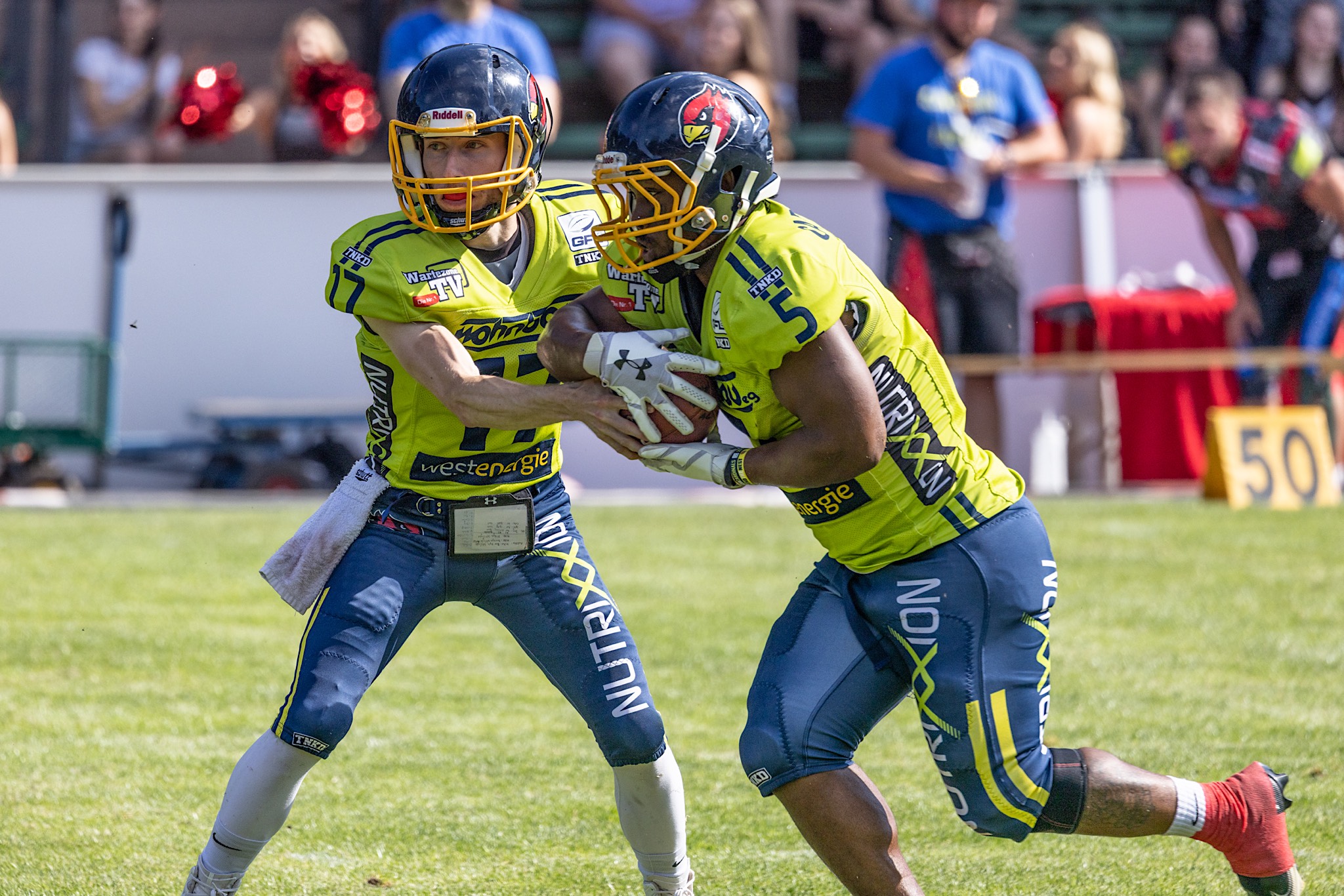 RB Brett Sylve (#5) konnte bislang in jedem Spiel scoren und möchte die Serie am Leben halten (Foto: R. Schicho)