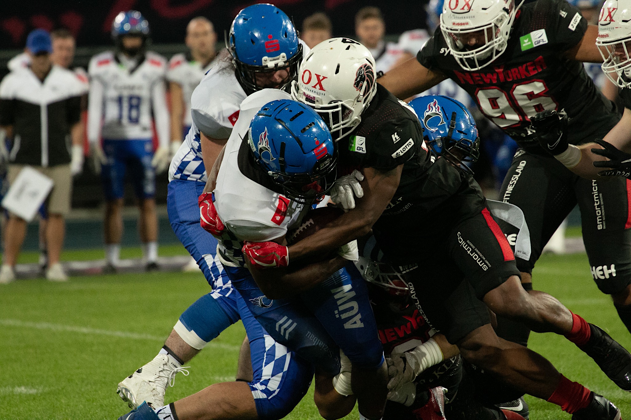 Die Lions Defense konnte dei Niederlage nicht verhindern - Foto: Fabian Uebe 