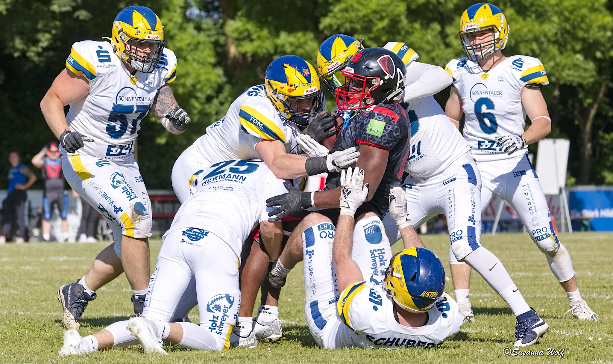 20230603 HII SGP Raheem Skinner machte der Hildesheimer Defense das Leben schwer - Foto Susanna Wolf