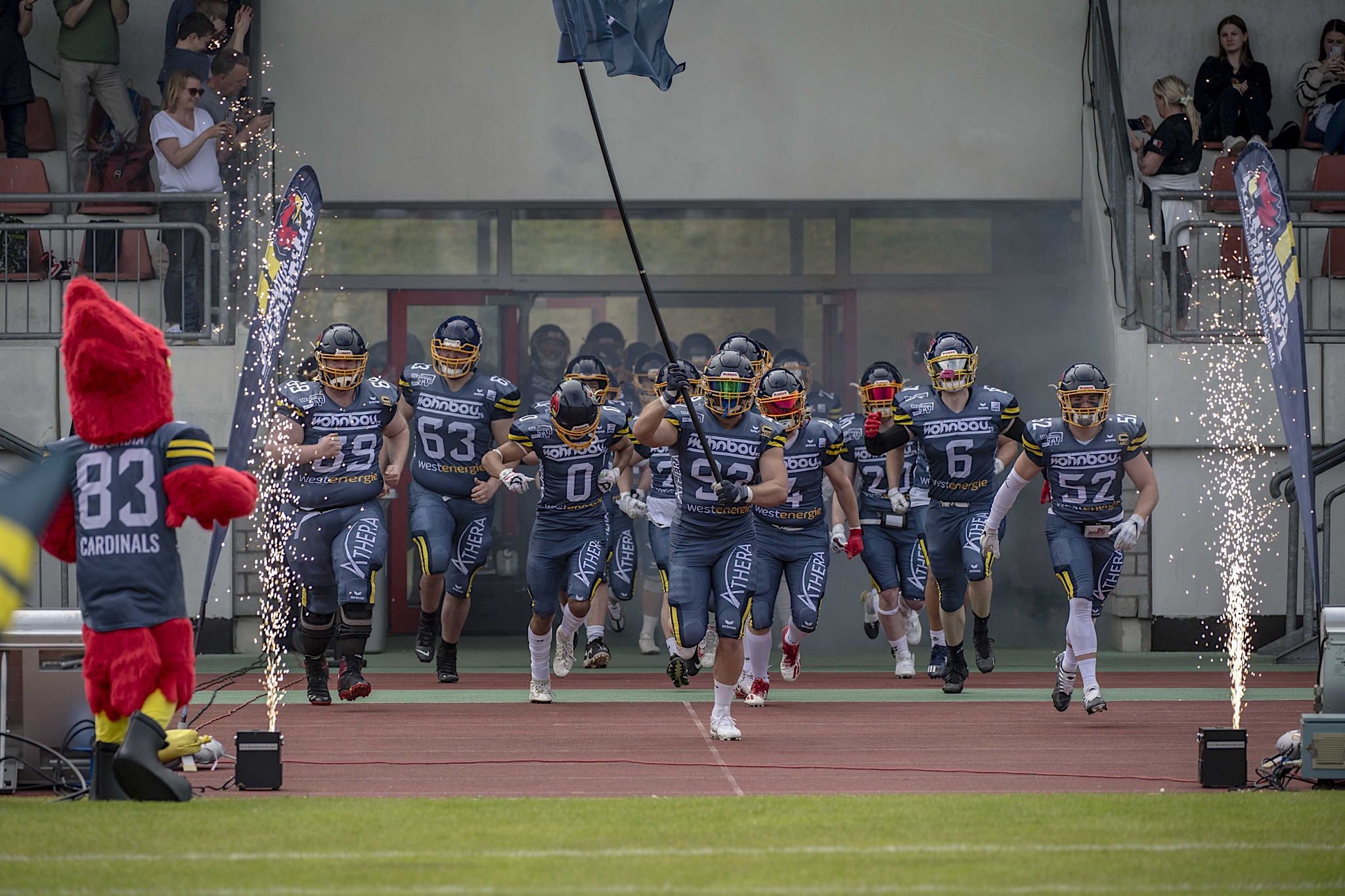 Die Essen Assindia Cardinals haben beim ersten Heimspiel mit den Krefeld Ravens einen schwerem Gegner zu Besuch - Foto: Oliver Jungnitsch