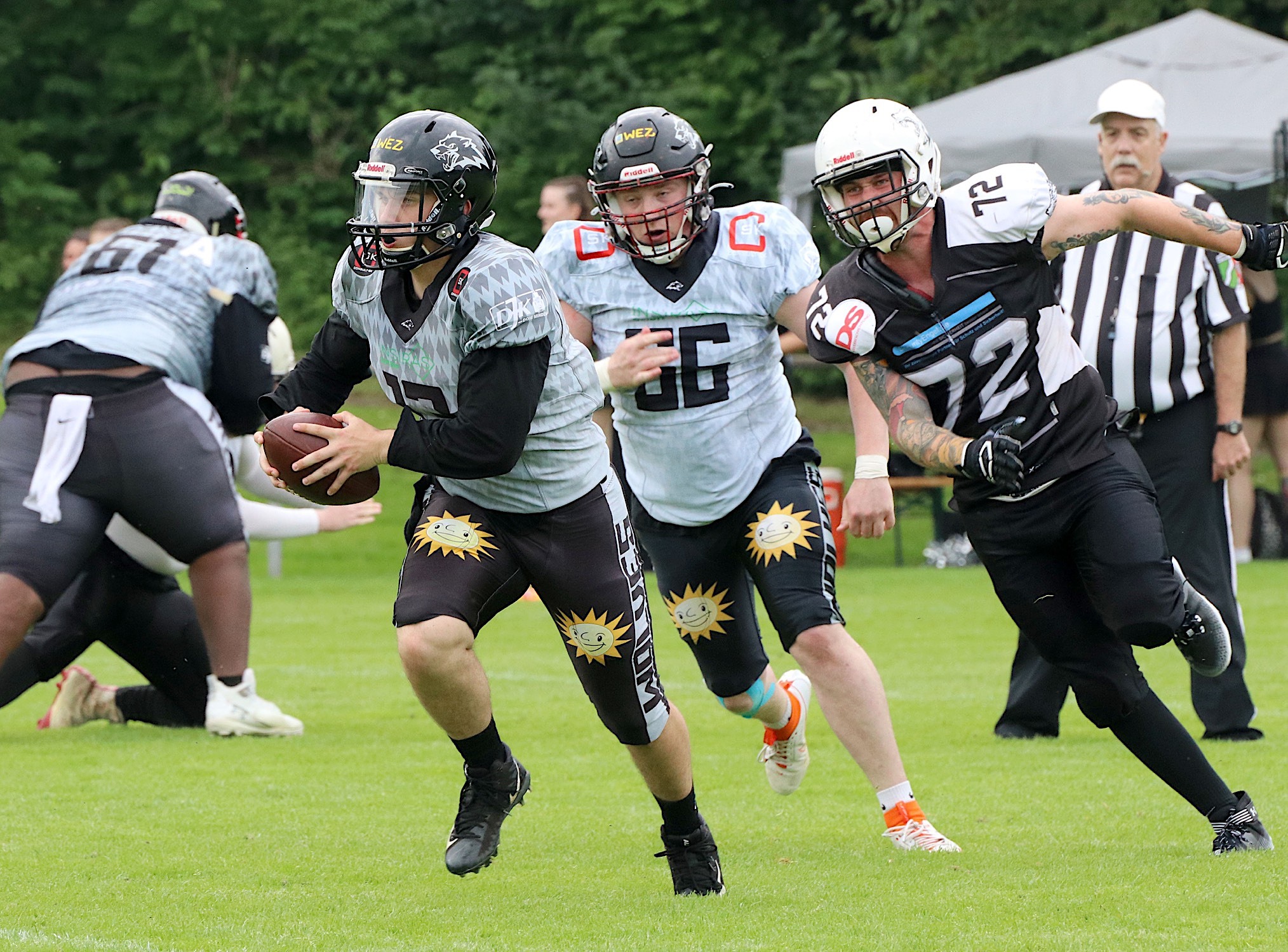 Auf seine Verteilung des Balls, seine Pässe und seine Läufe wird es wieder ankommen. Wolves-Quarterback Fabrice Steinbach- Foto: DJK Dom Minden