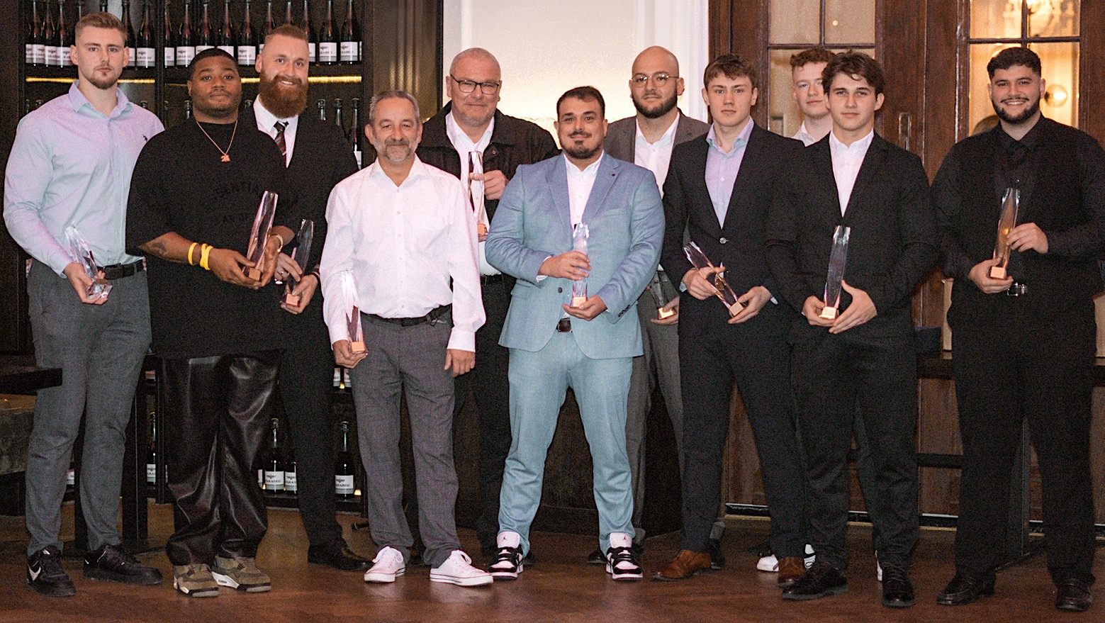 Im Rahmen ihrer After Season-Party zeichnen die Minden Wolves die Besten der Saison 2024 aus. Auf dem Foto fehlt MVP Willie Fedd jr. (Foto: Minden Wolves)