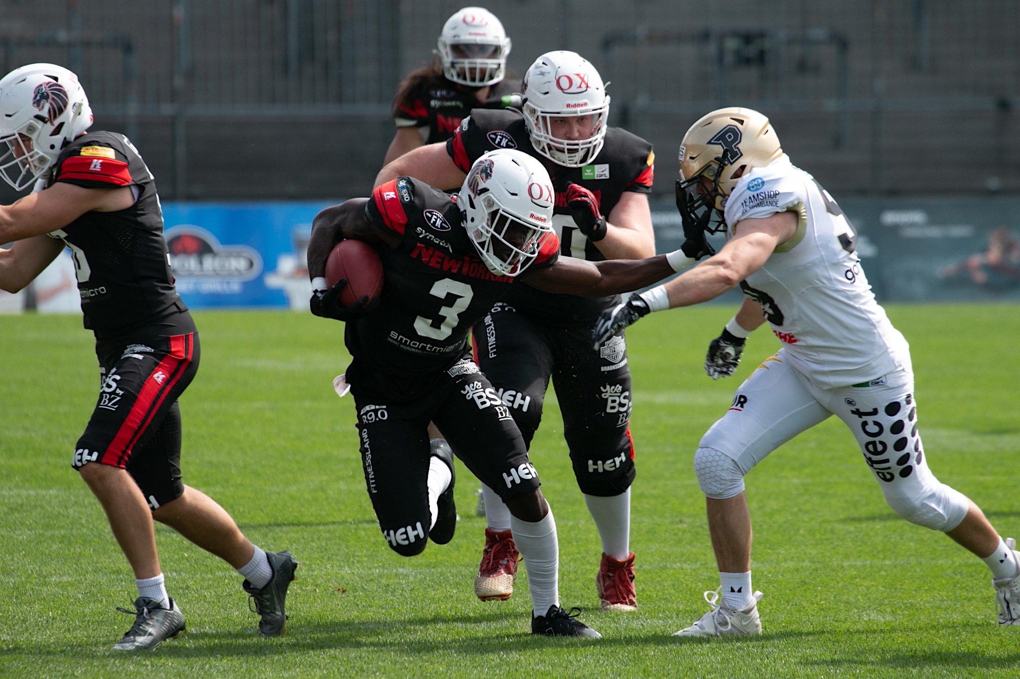 New Yorker Lions Running Back CJ Okpalobi  war nicht zu stoppen - Foto: Fabian Uebe