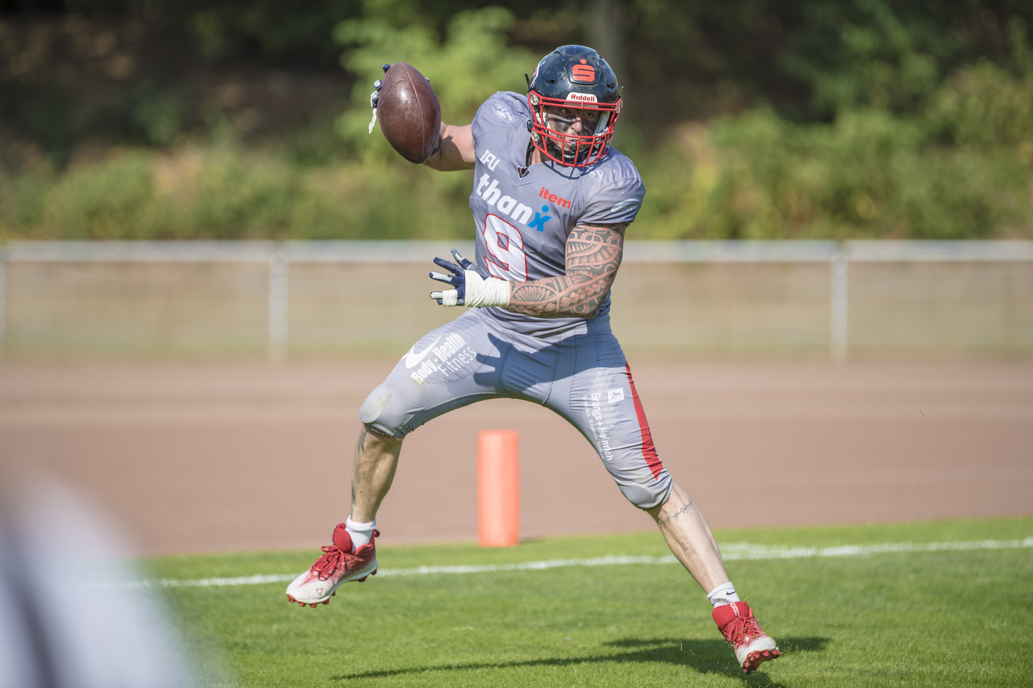 Die Solingen Paladins laden zum vorletzten Heimspiel der Saison 2025 ins Walder Stadion ein – Special: Back to School - Foto: Oliver Jungnitsch