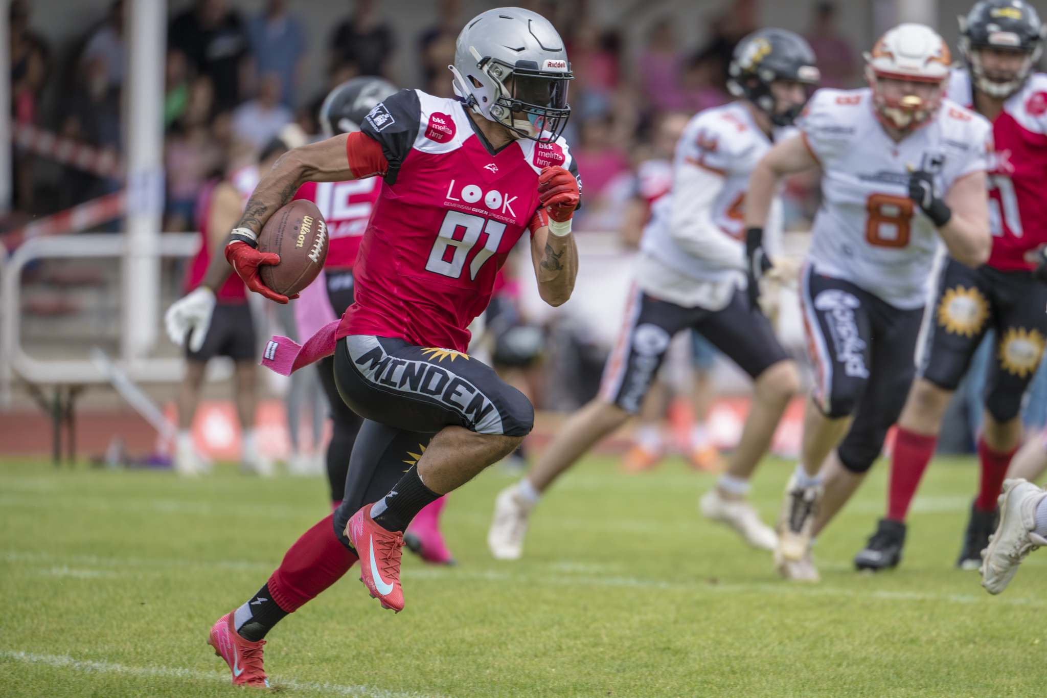 Wide Receiver Bernardo Horevitch sorgte mit vier Touchdowns für den Sieg der Wolves - Foto: Oliver Jungnitsch 