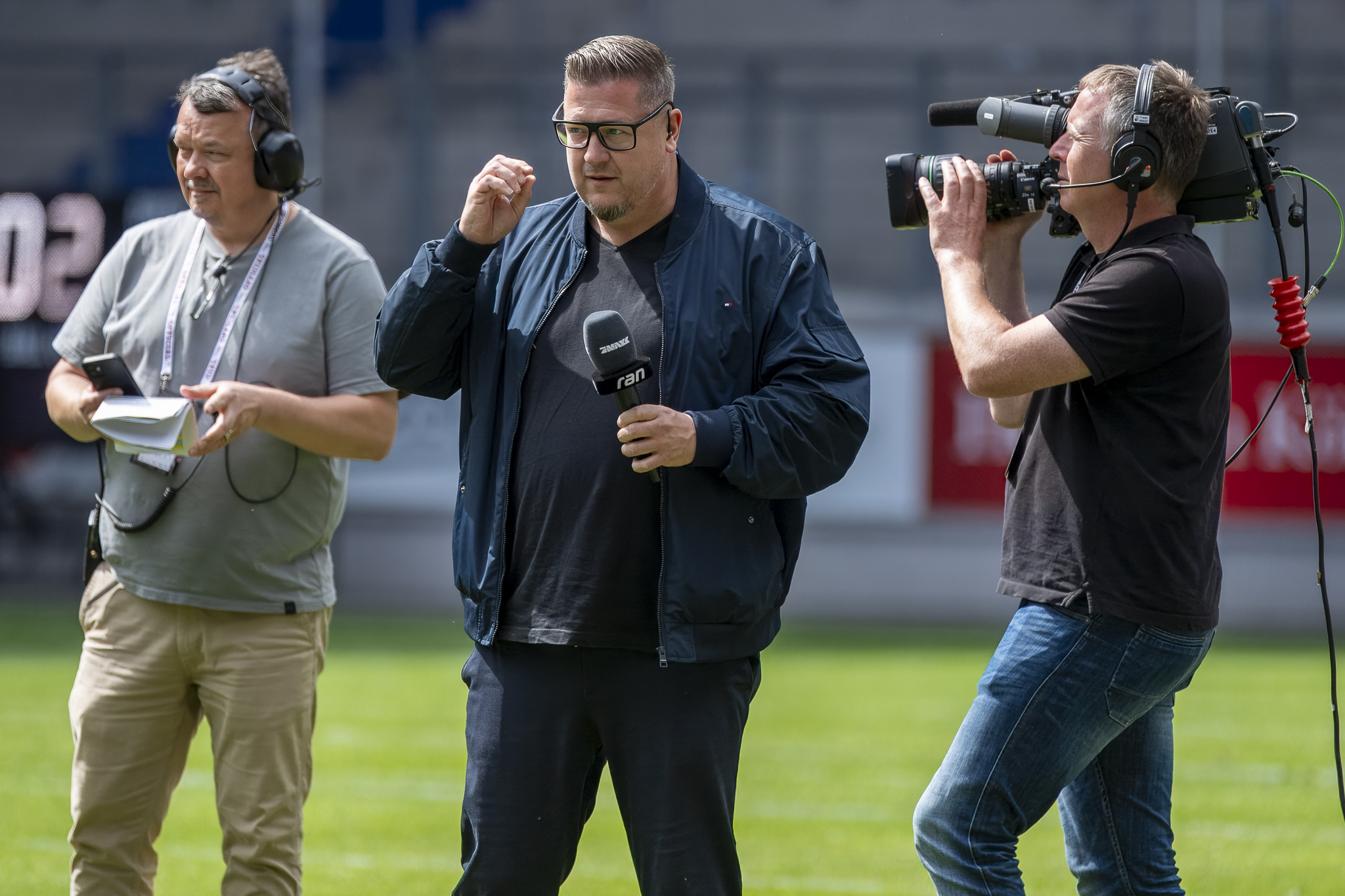 Commissioner Andreas Nommensen stelle sich den Fragen der Journalisten - Foto: Oliver Jungnitsch