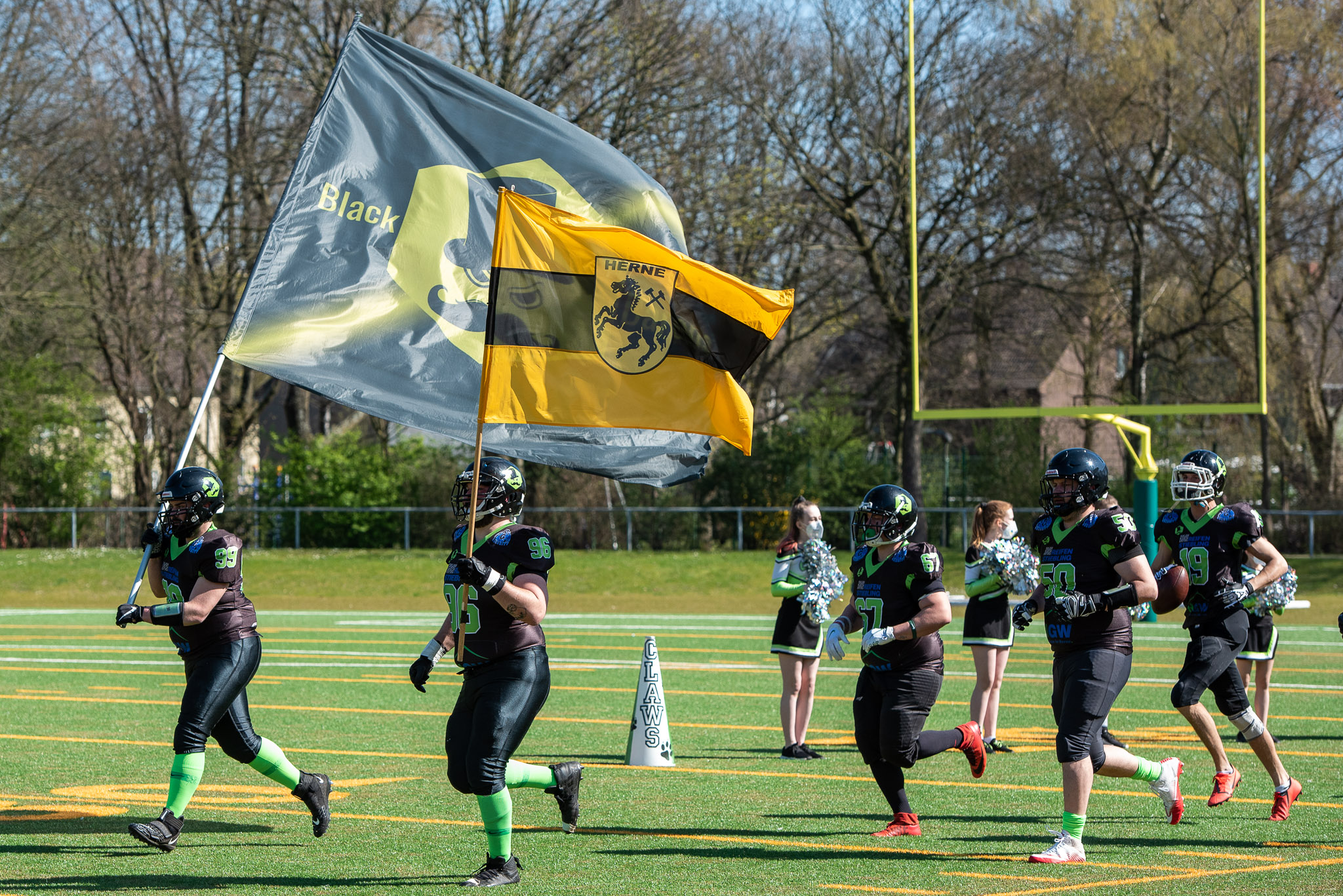 Herne Black Barons empfangen den Tabellenführer, die Recklinghausen Chargers (Foto: Oliver Jungnitsch)