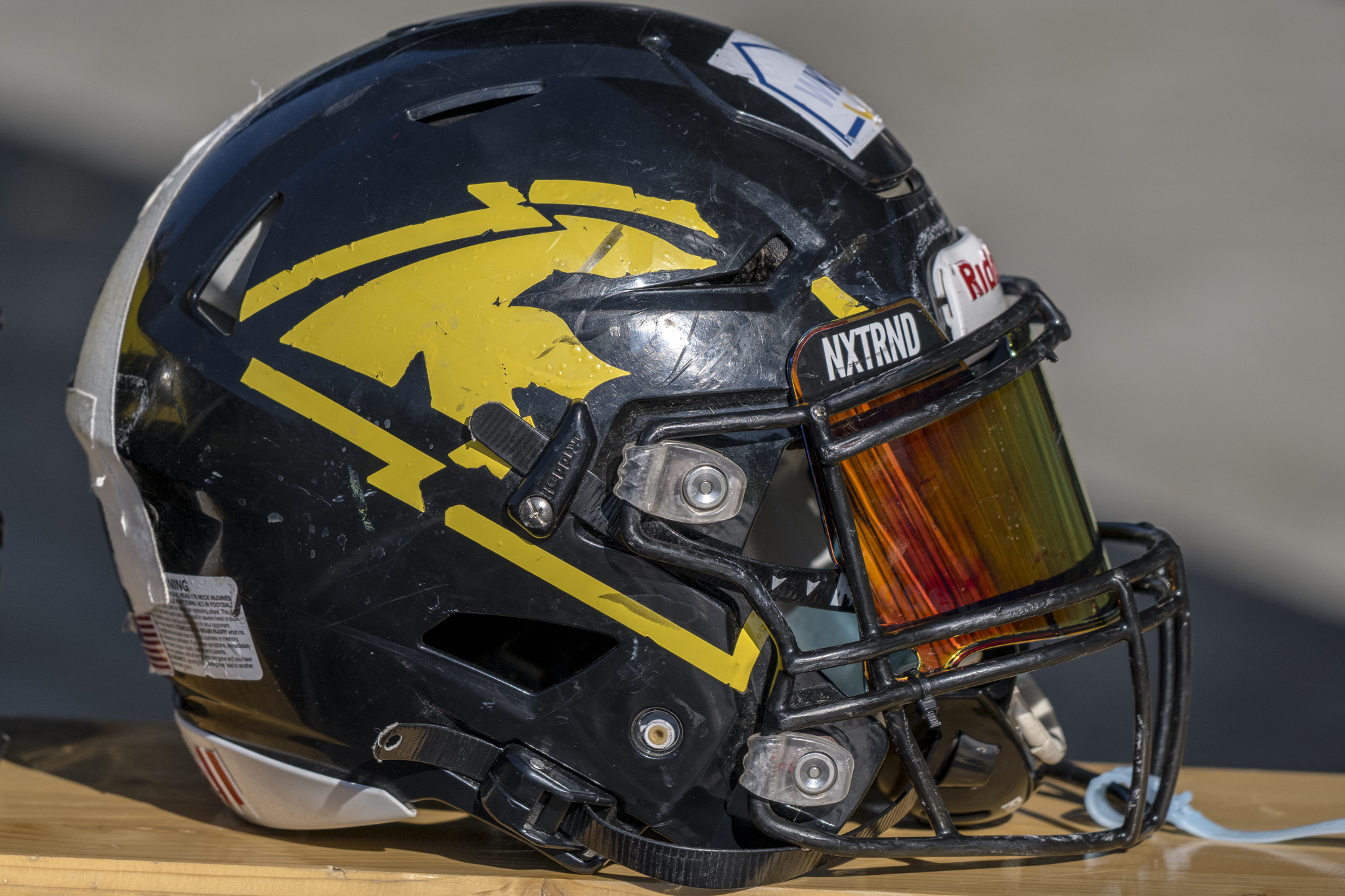 Helm der Krefeld Ravens - Foto: Oliver Jungnitsch